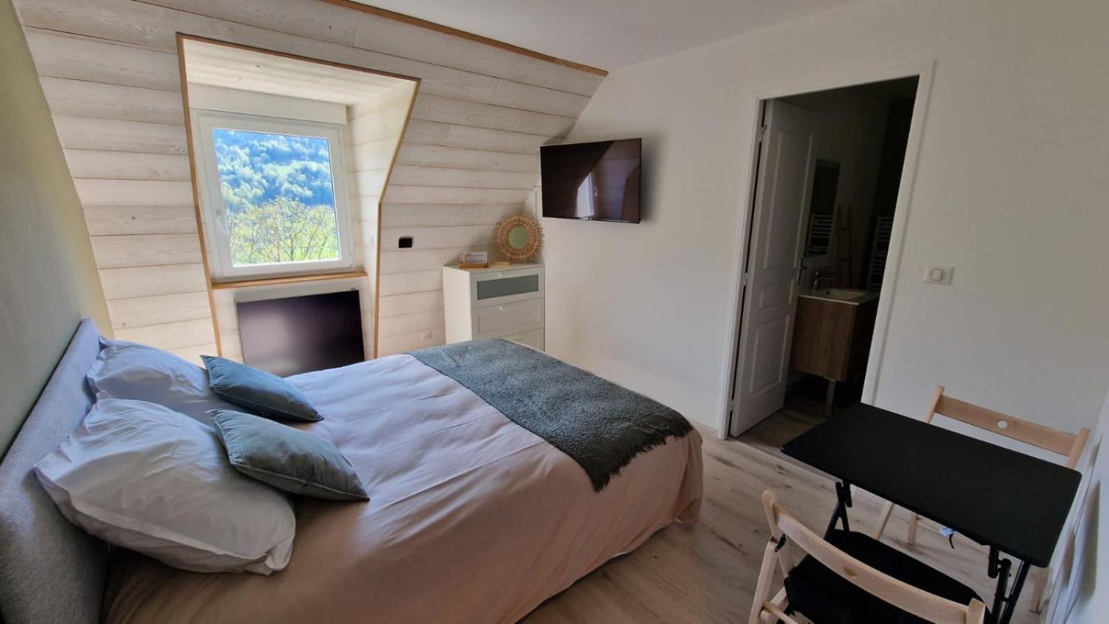 Bed and Breakfast La Lys Martagon Le Falgoux Exterior foto